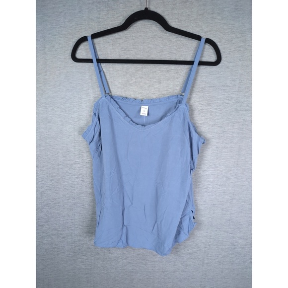 🎅🏻 3/$50 Old Navy Ruffled V-Neck Cami Top - Picture 3 of 9